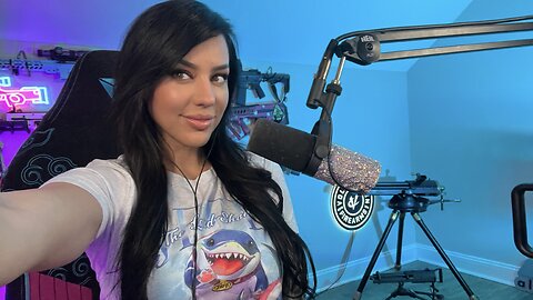 LIVE! Scary Game night with the girls